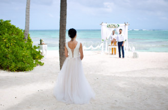 Svadba pri mori alebo v zahraničí: Ako ju zariadiť a aké sú TOP destinácie?