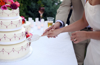 Ako vybrať svadobnú tortu a koľko ťa bude stáť?