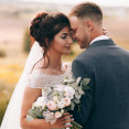 Inšpirácia na romantické svadobné fotografie: Eskimácky bozk