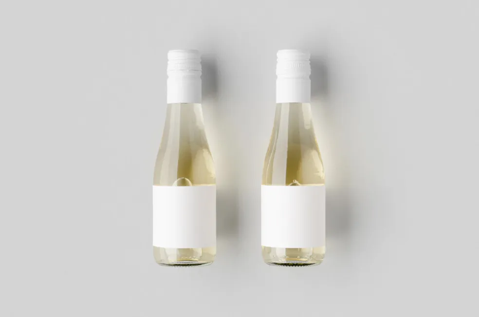 Alkohol v mini fľaštičkách