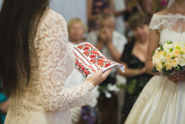 Tradičné svadobné zvyky – zachovať, vynechať alebo inovovať?