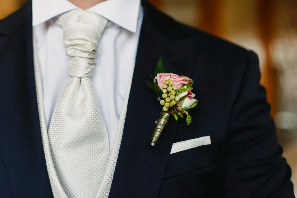 Kravata do svadobného obleku