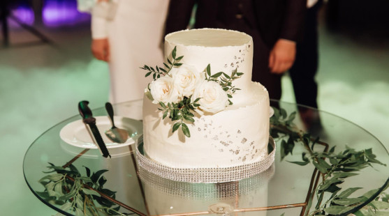 Ako vybrať svadobnú tortu a koľko ťa bude stáť?