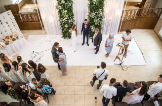 Koľko času si nechať medzi jednotlivými časťami svadby: Praktický sprievodca pre páry