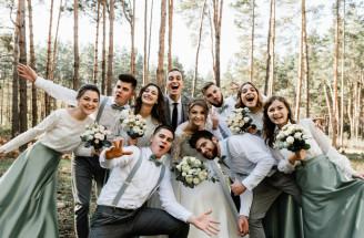 Šéf a kolegovia na svadbe: Rozlúštili sme večnú dilemu snúbencov