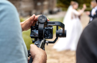 Ako vybrať svadobného kameramana? Na toto musíš myslieť!