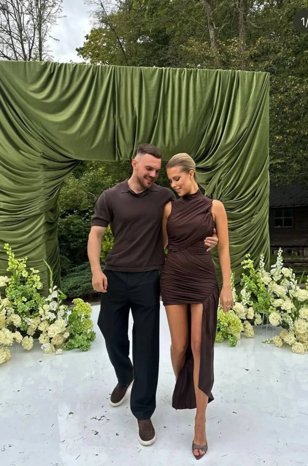 moderné svadobné outfity ženy