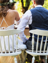 Zasadací poriadok na svadobnej hostine: Kto sedí za vrchom stola?