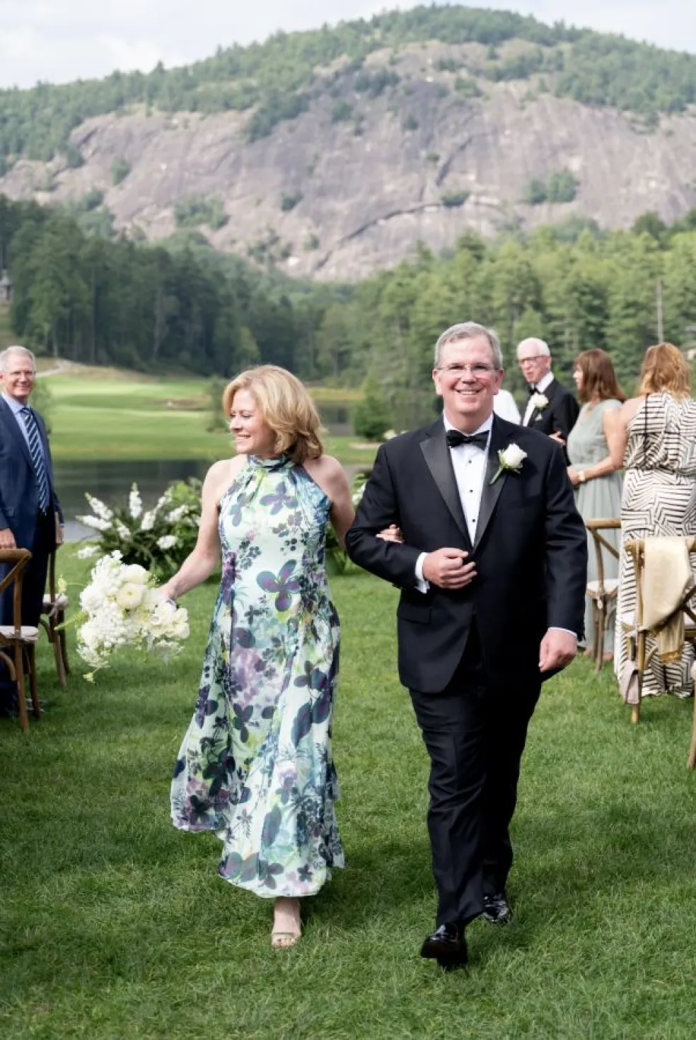 šaty pre svadobnú mamu