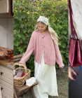 Granny chic ovládol leto 2026: Prečo sa móda našich starých mám vracia do trendov