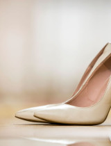 Svadobné lodičky bez utrpenia - ako skombinovať eleganciu, pohodlie a správnu výšku podpätku?